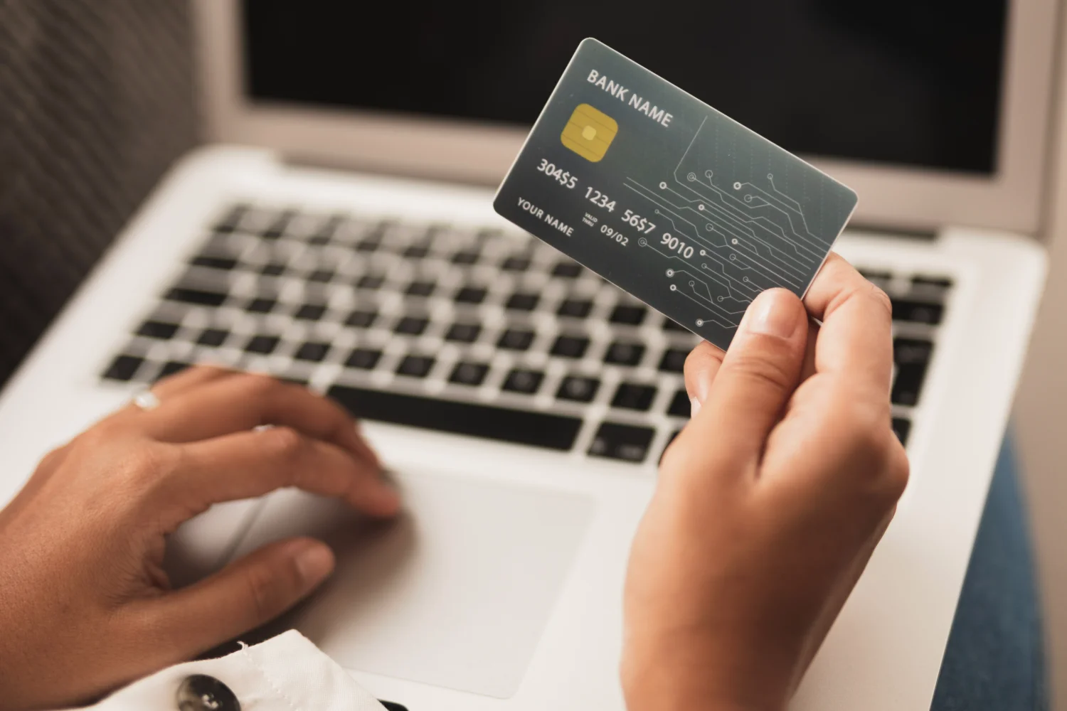 Kuasai Taktik Kartu Kredit Agar Jadi Pilihan Utama Nasabah!