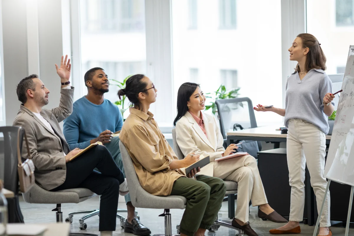 Ingin Dihargai Rekan? Terapkan Assertive Communication!