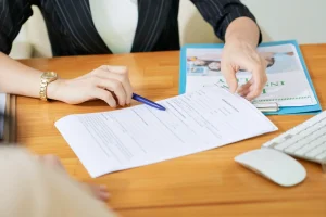 Regulasi Ketenagakerjaan dan Perlindungan Hak